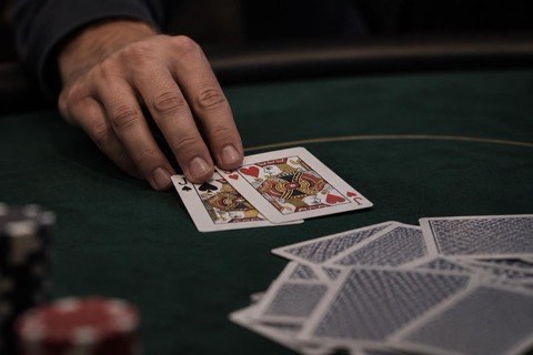When should I fold Pocket Jacks?